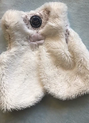 Gilet sans manches « fausse fourrure », marque: Sergent Major, état: Bon état, taille: 12-18 mois / 80 cm, 4,00 €, 4,90 € Protection acheteurs incluse