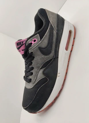 Sneakers Nike air Max 1 essentiel pink black taille 38,5, marque: Nike, état: Bon état, taille: 38.5, 35,00 €, 37,45 € Protection acheteurs (Pro) incluse