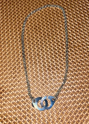 Collier menotte , marque: Gloria, état: Très bon état, 39,00 €, 41,65 € Protection acheteurs incluse