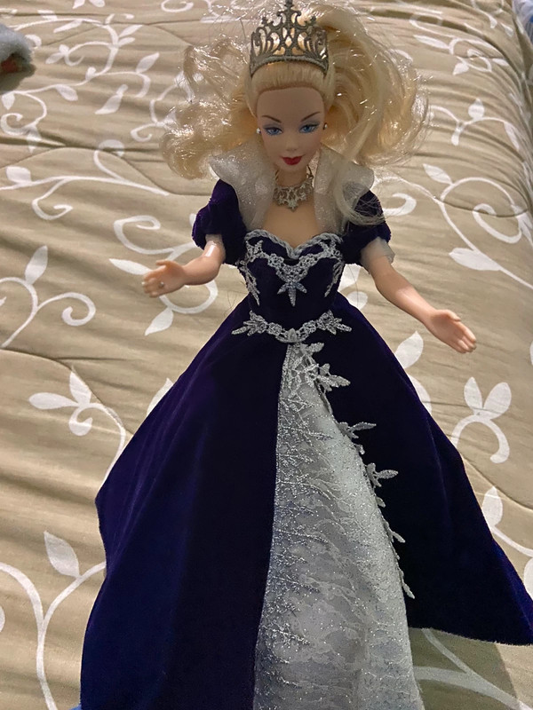 Barbie millennium princess 2000 sales