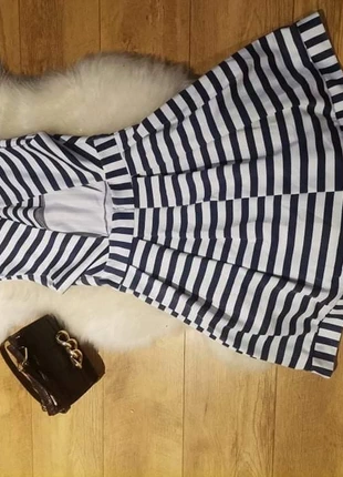 Sukienka w paski, état: Très bon état, taille: M / 38 / 10, 10,00 €, 11,20 € Protection acheteurs incluse