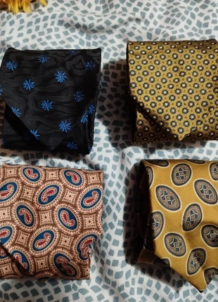 Lotto cravatte alta sartoria italiana 100% seta, marca: Pura Seta, estado: Nuevo sin etiquetas, 8,00 €, 9,10 € Protección al comprador incluida