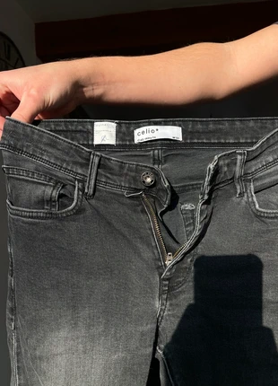 Jean slimy fit Celio, marque: Celio, état: Très bon état, taille: W32 | FR 42, 6,00 €, 7,00 € Protection acheteurs incluse