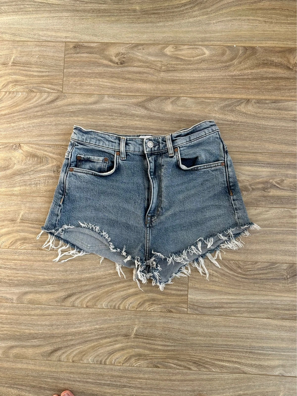 & Other Stories Highwaisted Cutoff Jean Shorts 1