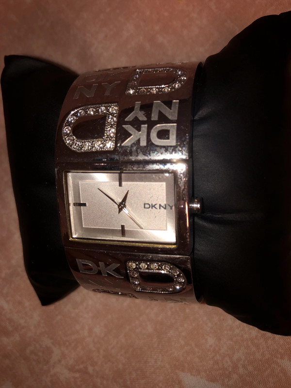 Dkny damenuhr discount silber