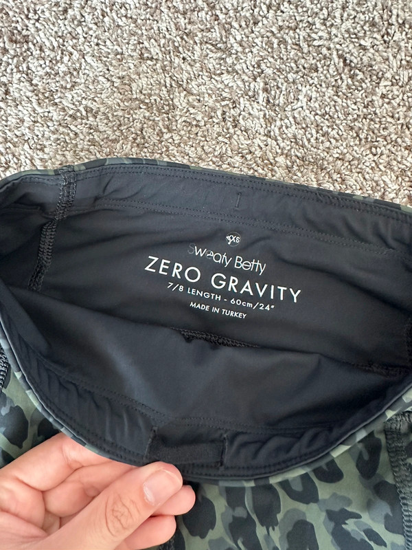 Sweaty Betty Zero Gravity 7/8 Running Leggings, Olive Leopard, XXS