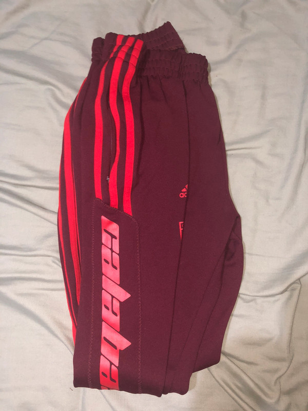 Pantalon clearance yeezy calabasas