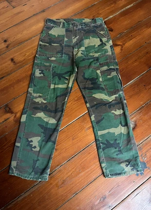 Calças padrão camuflado, brand: Vintage Dressing, condizioni: Discrete, taglia: L / IT 44 / EU 40, €4.00, €4.90 include la Protezione acquisti