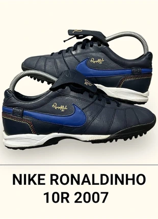 Nike Ronaldinho 10R Turf 2007 – Rare Collector’s Pair, brand: Nike, condizioni: Ottime, taglia: 38,5, €79.00, €83.65 include la Protezione acquisti