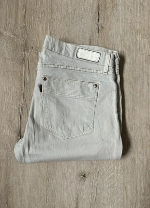 Jean Lévi’s W27, brand: Levi's, condition: Very good, size: S / 36 / 8, €15.00, €16.45 includes Buyer Protection Pro