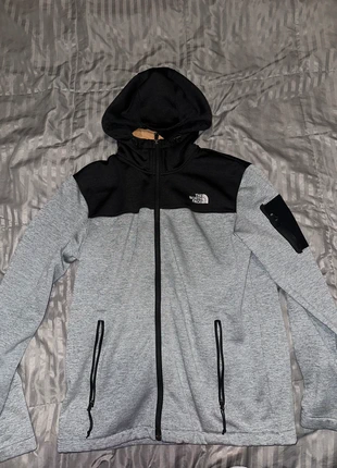 Felpa TheNorthFace, marque: The North Face, état: Neuf sans étiquette, taille: M, 60,00 €, 63,70 € Protection acheteurs incluse