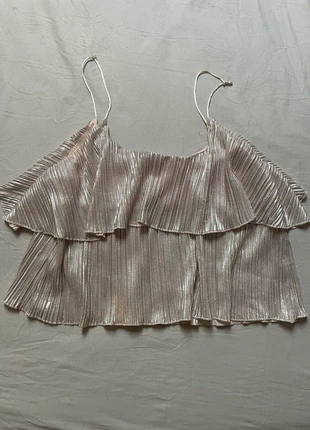 Pleated Silver Rosè Ruffle Top Night out – Elegant & Chic, marca: London Look, estado: Muy bueno, tamaño: M / 38 / 10, 8,00 €, 9,10 € Protección al comprador incluida