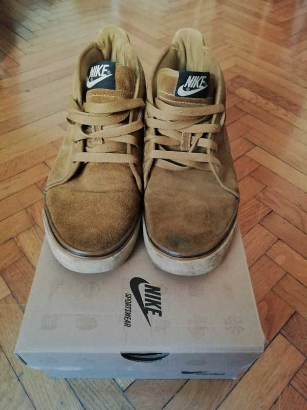 Nike clearance toki brown