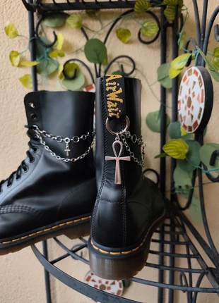 Chaîne Dr Martens ankh, brand: Punk, condizioni: Ottime, €17.99, €19.59 include la Protezione acquisti Pro