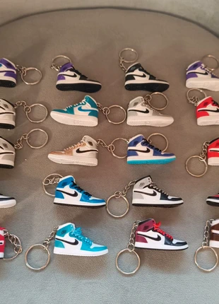 StreetWear Keychains Y2K Shoes, marca: y2k, estado: Novo sem etiquetas, €1.00, €1.75 inclui Proteção do Comprador