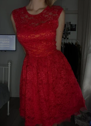 Petite robe rouge festive , marke: Vintage Dressing, zustand: Sehr gut, größe: S / 36 / 8, 15,00 €, 16,45 € inklusive Vinted-Käuferschutz