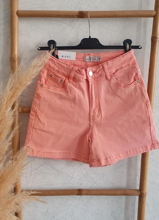 Short cœur brodé Taille 36, marque: Mere et Fille, état: Neuf avec étiquette, taille: S / 36 / 8, 15,00 €, 16,45 € Protection acheteurs (Pro) incluse