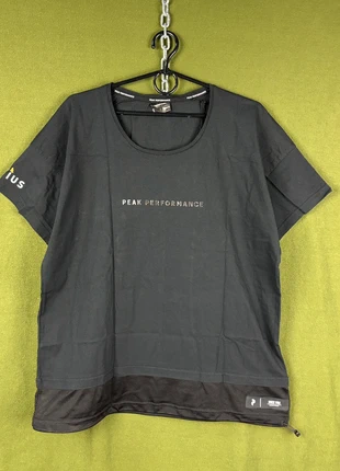 Peak Performance Women’s W Tech DRY T-Shirt Size L, marke: Peak Performance, zustand: Sehr gut, größe: L / 40 / 12, 10,00 €, 11,20 € inklusive Vinted-Käuferschutz