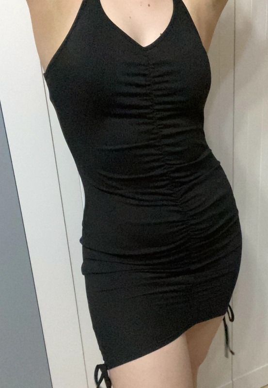 Czarna sukienka - Vinted