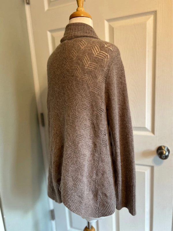 Cashmere cardigan 5