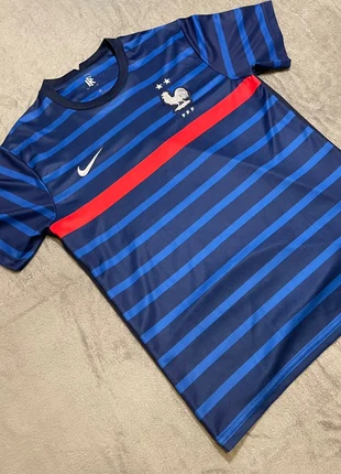 Maillot France 20/21, merk: Nike x France, staat: Heel goed, maat: S, € 14,99, € 16,44 inclusief Kopersbescherming