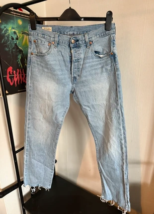 501 Levi Jeans, brand: Levi's, condition: Very good, size: W30, £30.00, £32.20 includes Buyer Protection