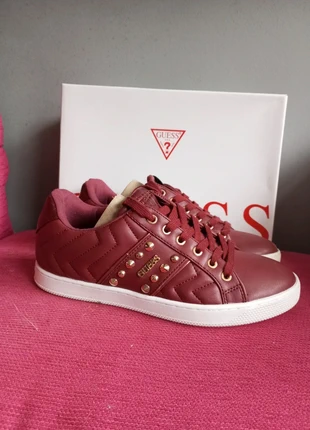 Zapatillas Guess burdeos, merk: GUESS, staat: Heel goed, maat: 38, € 44,99, € 47,94 inclusief Kopersbescherming