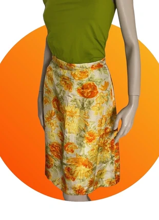 Jupe satinée à fleurs été., état: Très bon état, taille: S / 36 / 8, 5,00 €, 5,95 € Protection acheteurs incluse