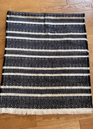 Écharpe mango , marque: Mango, état: Très bon état, 3,00 €, 3,85 € Protection acheteurs incluse