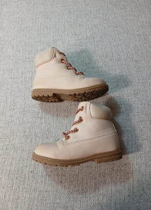 Bottines beige pour enfant semelle crantée robustes et confortables Nini&Girls 23, brand: Nini & Girls, condition: Good, size: 23, €5.00, €5.95 includes Buyer Protection Pro