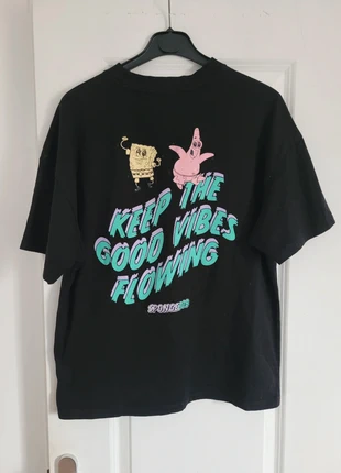 T-shirt oversize H&M Bob l'éponge sponge bob t-shirt ado XS Y2K, marque: H&M, état: Très bon état, taille: XS / 34 / 6, 6,00 €, 7,00 € Protection acheteurs incluse