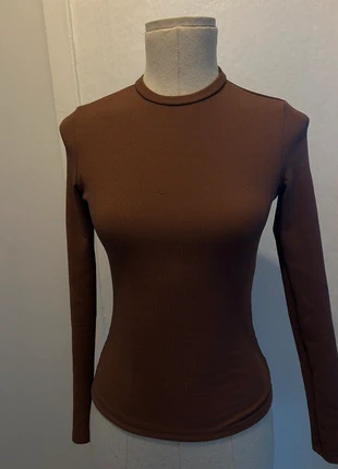 Top shein marron, brand: Shein, condition: Very good, size: XS / 34 / 6, €2.50, €3.33 includes Buyer Protection