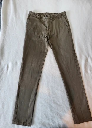 Chino kaki Jules Taille 38, marque: Jules, état: Bon état, taille: W28 | FR 38, 3,00 €, 3,85 € Protection acheteurs incluse