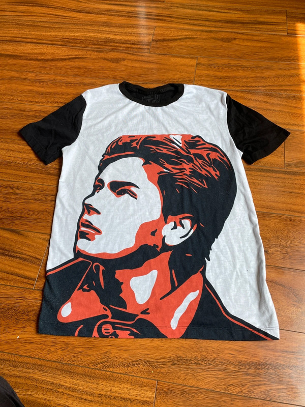 River Phoenix tshirt