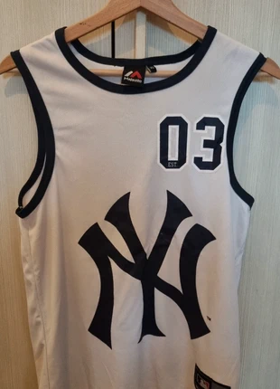 Canotta New York Yankees, marke: Majestic, zustand: Neu, größe: XS / 34 / 6, 10,00 €, 11,20 € inklusive Vinted-Käuferschutz