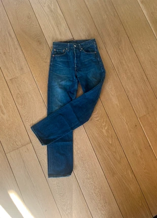 Jean Levi’s 501 – Bleu Foncé – W27 L32 – Intemporel & Stylé, marque: Levi Strauss & Co., état: Neuf sans étiquette, taille: W27 | FR 36, 14,99 €, 16,44 € Protection acheteurs incluse