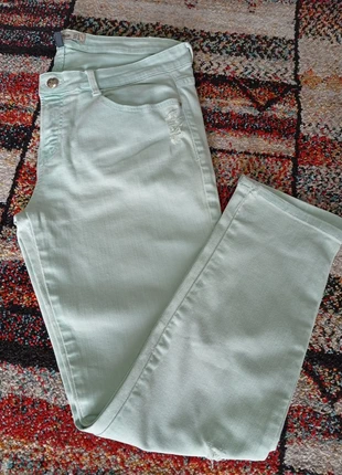 Pantalón vaquero verde pastel Zara T44, marque: Zara, état: Très bon état, taille: XXL / 44 / 16, 5,00 €, 5,95 € Protection acheteurs incluse