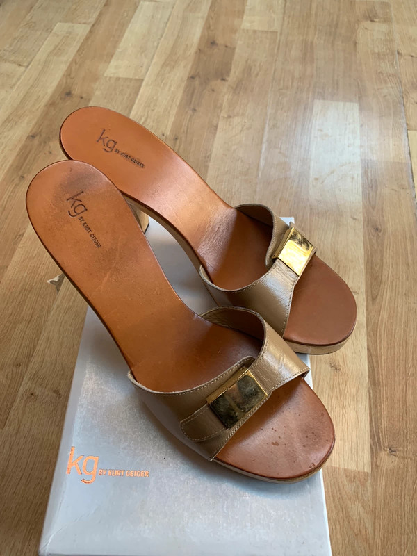 Kurt Geiger Y2K gorgeous ladies tan leather wooden heeled sandals