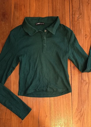 Haut à manches longues vert avec col polo, marke: FB Sister, zustand: Neu, größe: M / 38 / 10, 6,00 €, 7,00 € inklusive Vinted-Käuferschutz