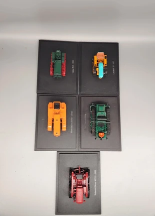 Set di 5 trattori cingolati storici in miniatura, brand: Altaya, condizioni: Nuovo senza cartellino, taglia: M, €20.00, €21.70 include la Protezione acquisti