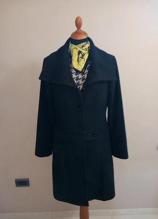 Cappotto nero in panno, marca: nessuno, estado: Bom, tamanho: L / 40 / 12, €10.00, €11.20 inclui Proteção do Comprador
