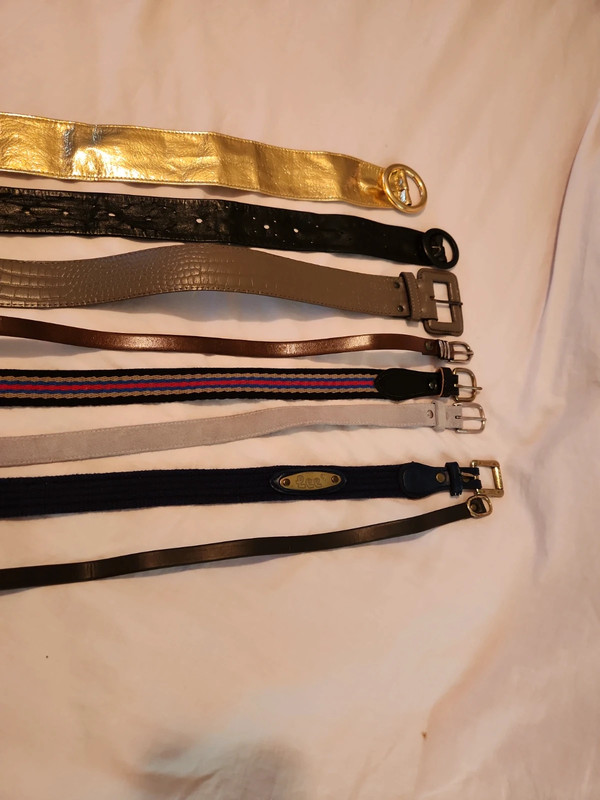 Belts, bundle of 8 4