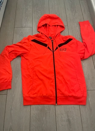 Veste Armani, merk: Armani, staat: Heel goed, maat: L, € 30,00, € 32,20 inclusief Kopersbescherming