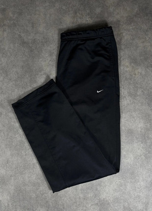 Nike Pantalon de jogging | Trackpants Vintage Noir Homme Taille XL, marque: Nike, état: Bon état, taille: XL, 24,90 €, 26,85 € Protection acheteurs incluse