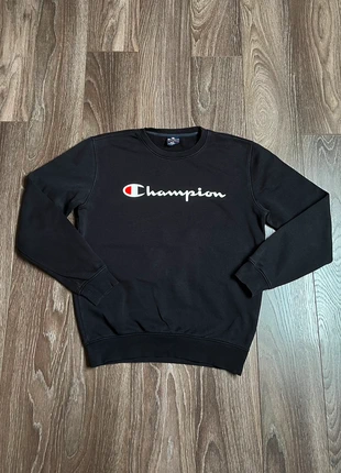 Sweat Champion taille S très bon état - noir, marke: Champion, zustand: Sehr gut, größe: S, 15,00 €, 16,45 € inklusive Vinted-Käuferschutz