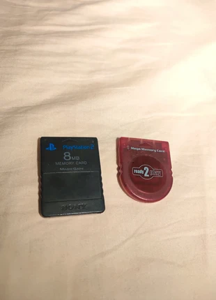 Memory Card PlayStation 2, brand: PlayStation 2, condizioni: Ottime, €5.00, €5.95 include la Protezione acquisti