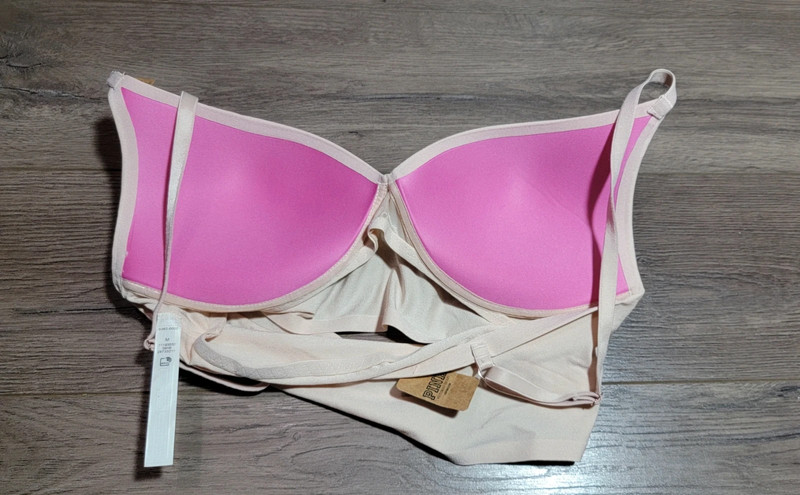 Victoria's Secret Loungin Wireless Push-up Bra Size: M Color: Beige 5