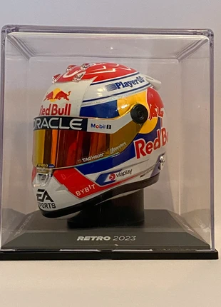 Casque collection F1 1:4 Red Bull Max Verstappen 2023 Spécial Rétro, marke: Spark, zustand: Sehr gut, größe: Einheitsgröße, 100,00 €, 105,70 € beinhaltet Vinted-Käuferschutz Pro