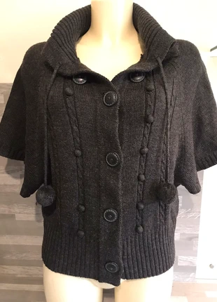 Gilet gris T 40, marke: K Woman, zustand: Sehr gut, größe: L / 40 / 12, 6,00 €, 7,00 € inklusive Vinted-Käuferschutz
