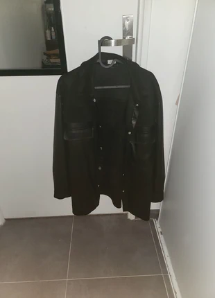 Veste longue noir simili cuir femme, marque: Pimkie, état: Neuf sans étiquette, taille: L / 40 / 12, 17,00 €, 18,55 € Protection acheteurs incluse